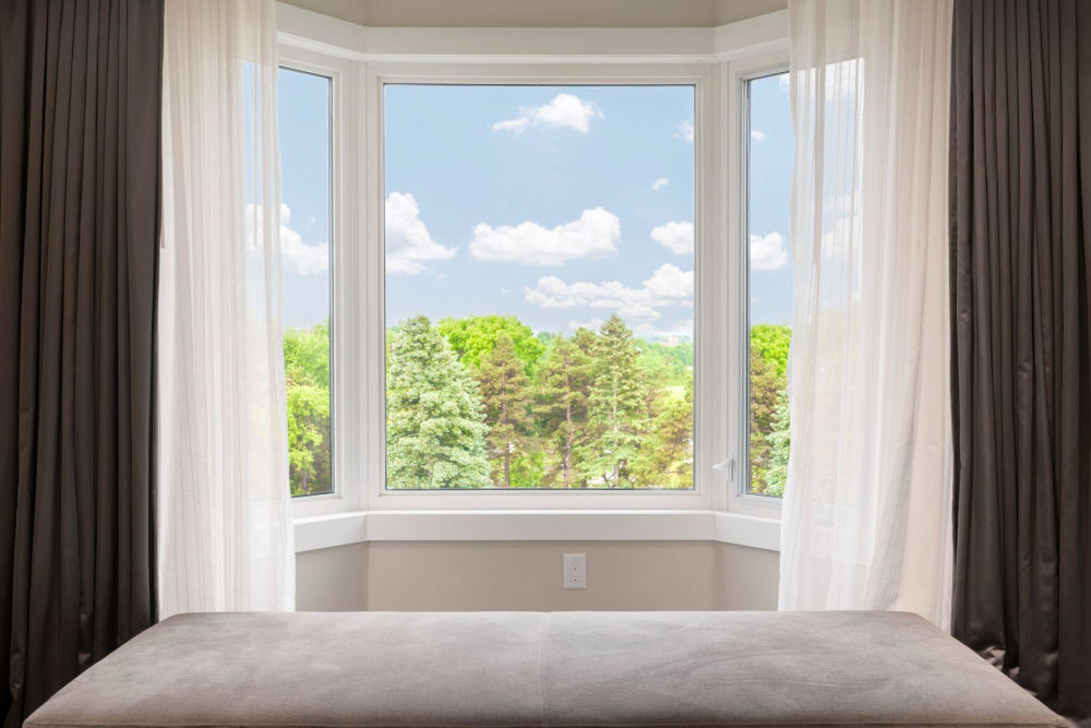 The Benefits of Bay and Bow Windows